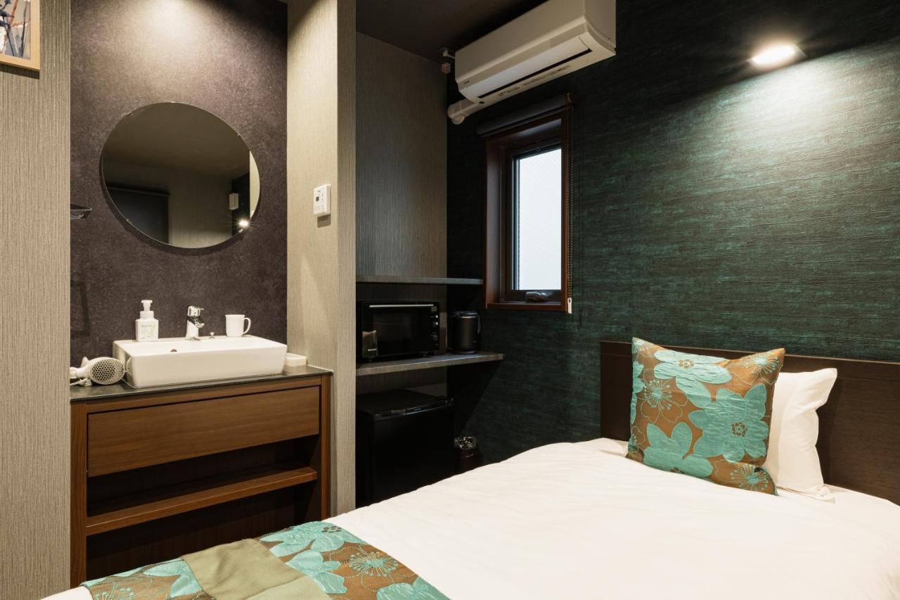 Grand Base Haruyoshi Aparthotel Fukuoka  Exterior photo